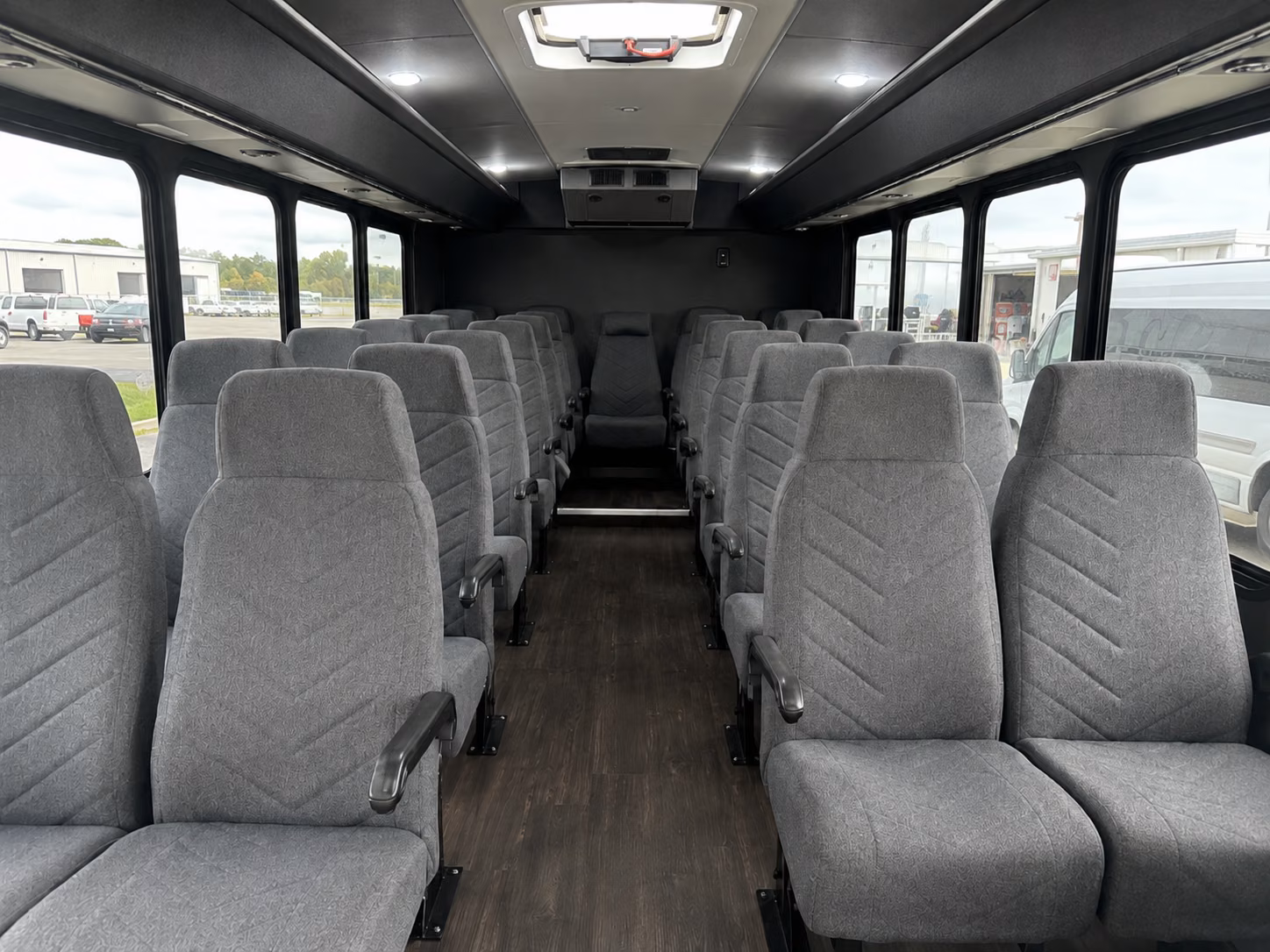 minibus rentals for shorter yorba linda area field trips